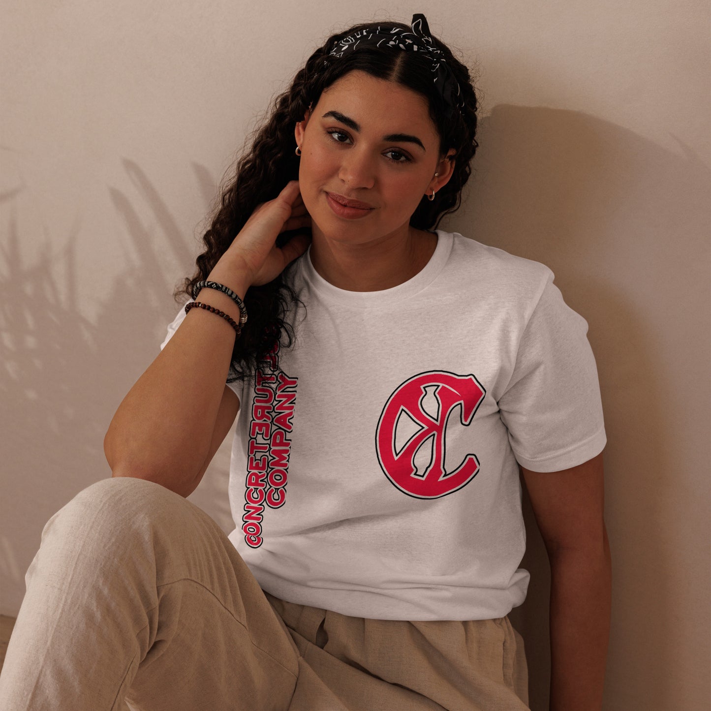 Concrete Kulture Company "Love Aint Perfect" Unisex staple eco t-shirt